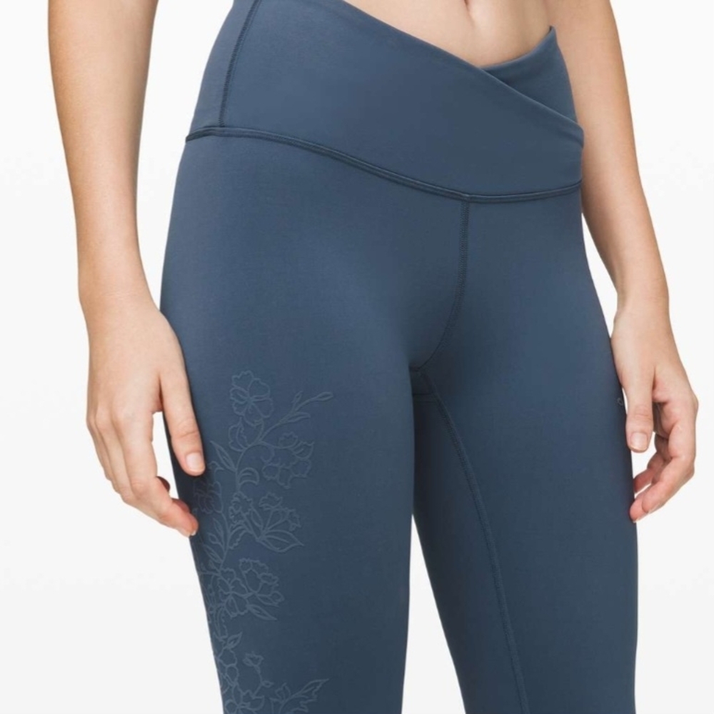 Lululemon Always On High-Rise 28" Flocked Everlux Legging
